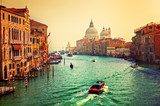 Chtěl bych plavbu po Benátkách…