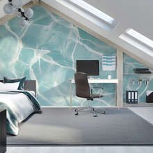 Tyrkysova-hladina-vody-s-odlesky-svetla-fototapety-do-loznice-fototapety-demural