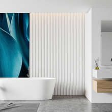 Tyrkysova-elegance-kvetinovych-okvetnich-listku-fototapety-do-koupelny-fototapety-demural